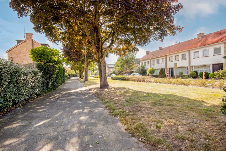 Photo 37 of Fresialaan 18