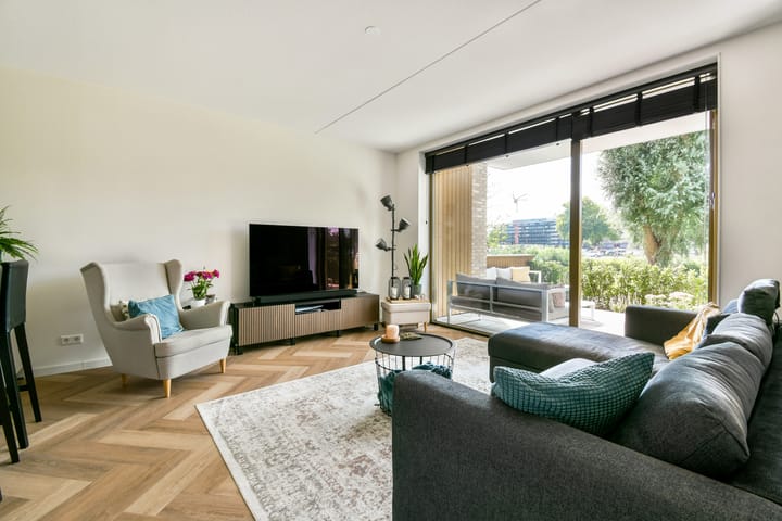 Foto 5 van Rosalind Franklinpad 1