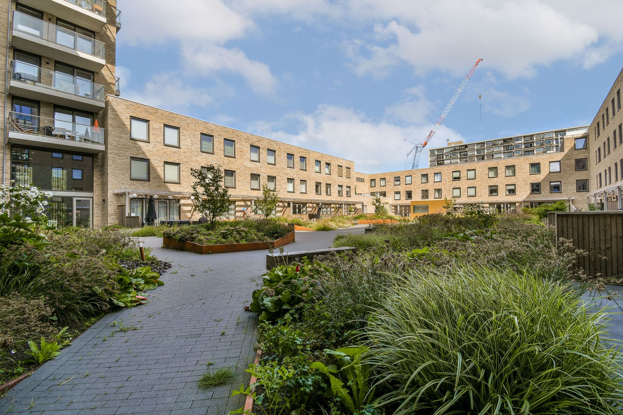 Foto 24 van Rosalind Franklinpad 1