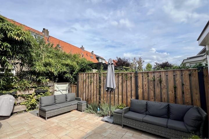 Photo 29 of Meerstraat 45