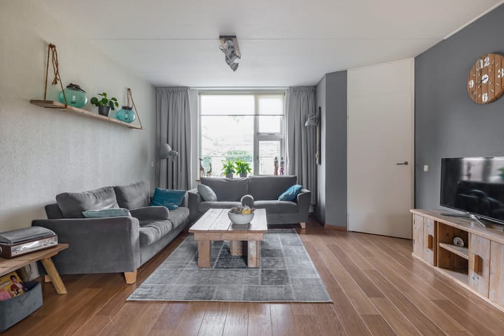 Foto 11 van Albert Schweitzerlaan 10