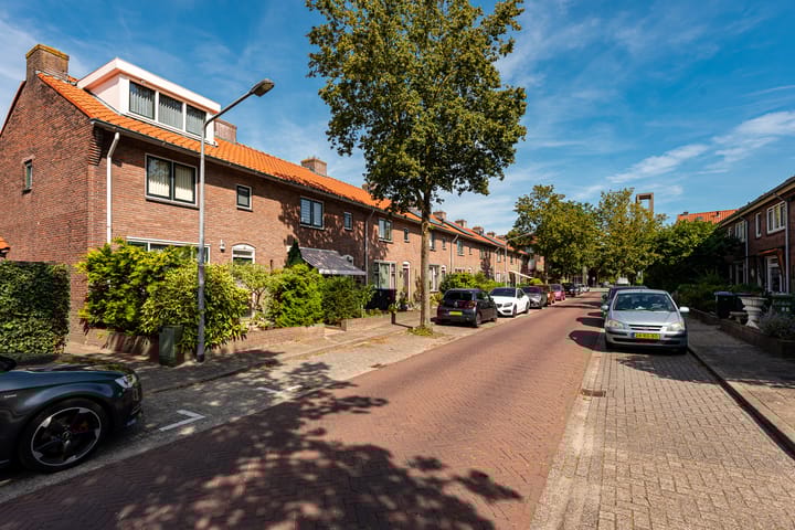 Foto 33 van Röntgenstraat 82