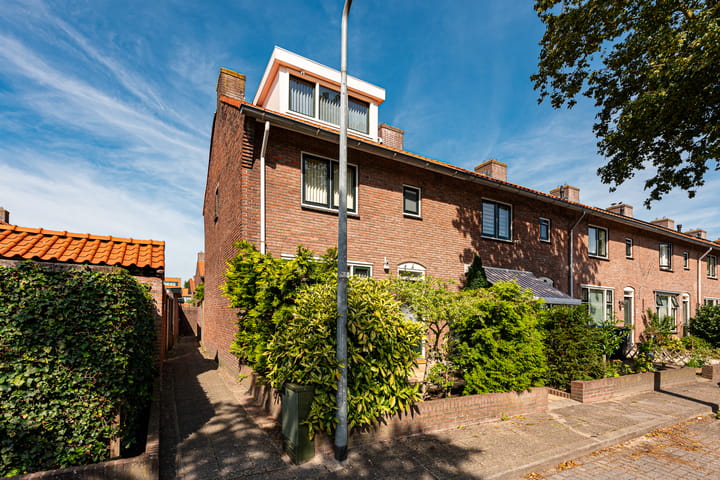 Foto 34 van Röntgenstraat 82