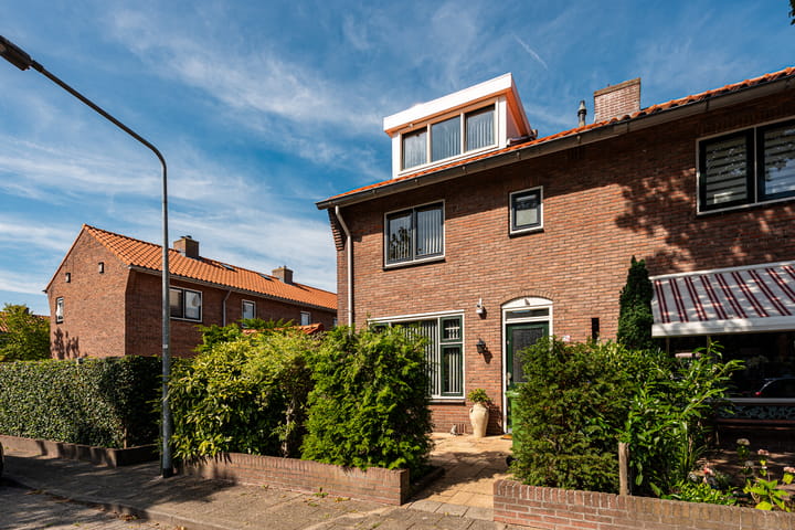 Foto 36 van Röntgenstraat 82