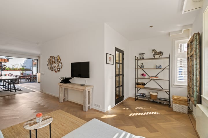 Foto 14 van Witte de Withstraat 8