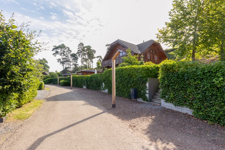 Photo 7 of Akerstraat 153-212