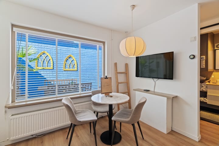 Foto 36 van Witte de Withstraat 8