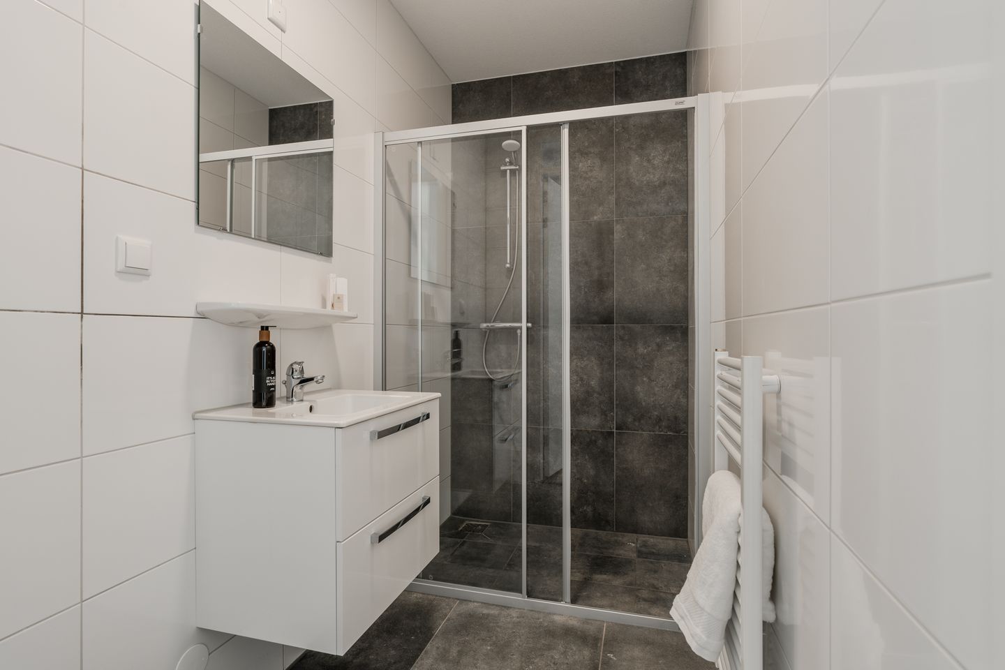 Foto 5 van Spoorlaan 450-32