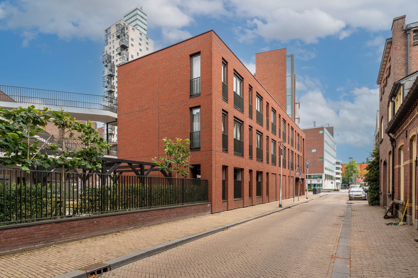 Foto 44 van Spoorlaan 450-32