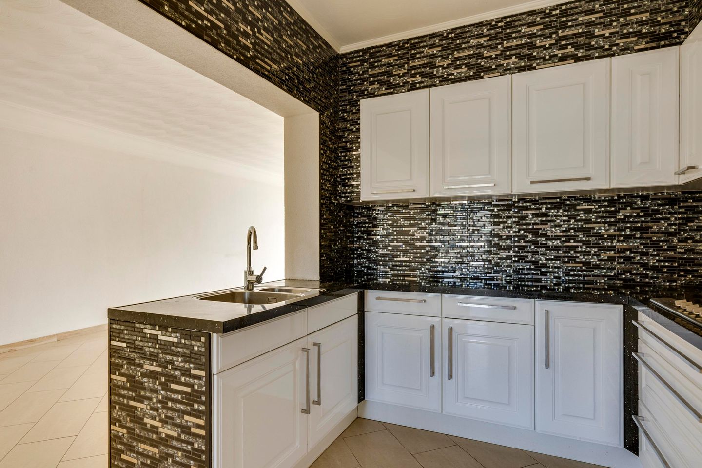 Foto 10 van Kortenaerstraat 30