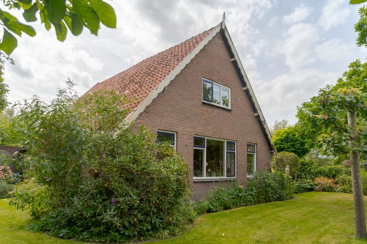 Foto 2 van van Echtenswijk 10