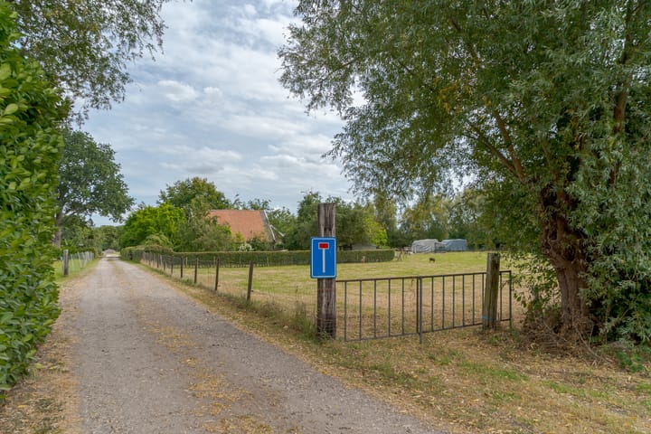 Foto 8 van van Echtenswijk 10