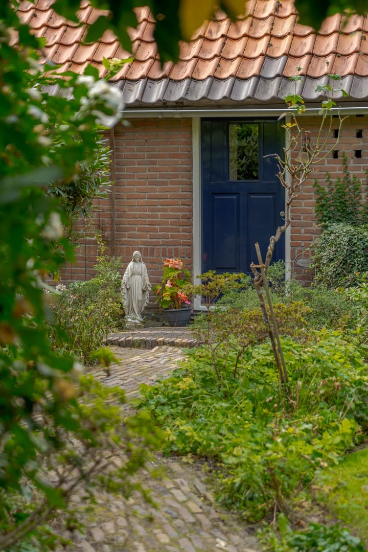 Foto 13 van van Echtenswijk 10