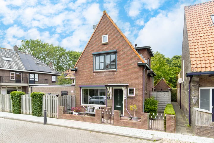 Foto 8 van L Verdoornstraat 1