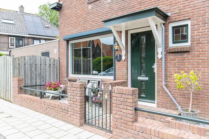 Foto 9 van L Verdoornstraat 1