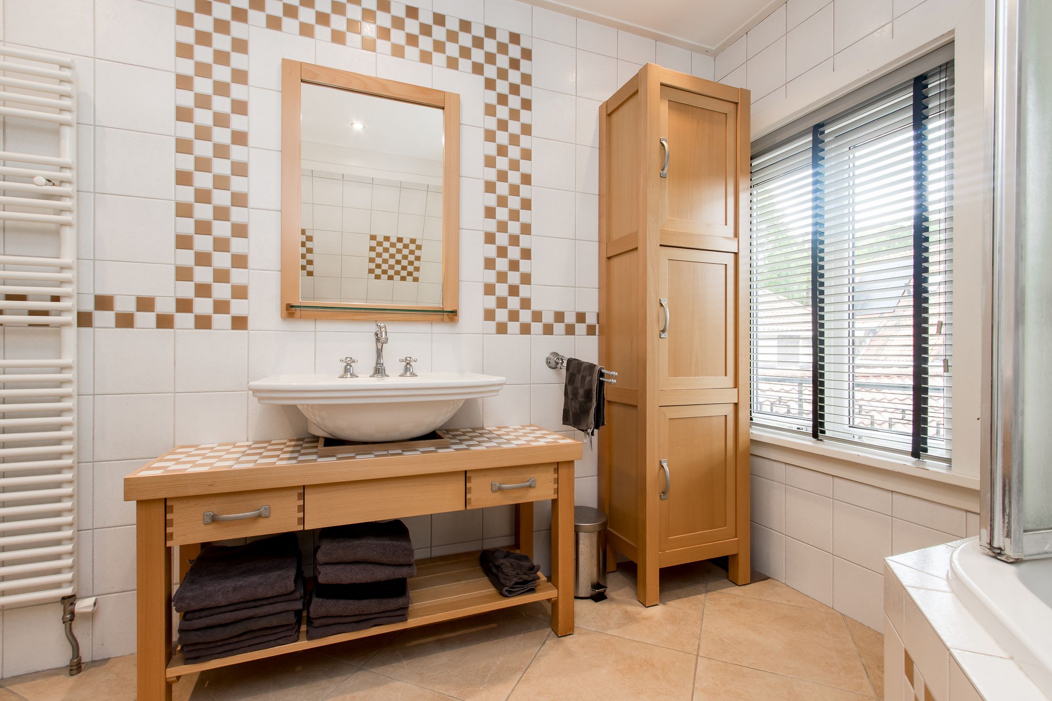 Foto 45 van L Verdoornstraat 1