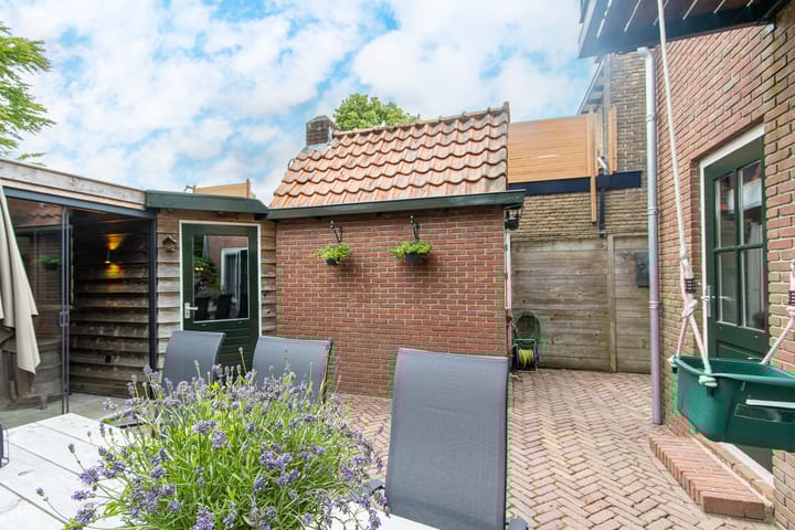 Foto 57 van L Verdoornstraat 1