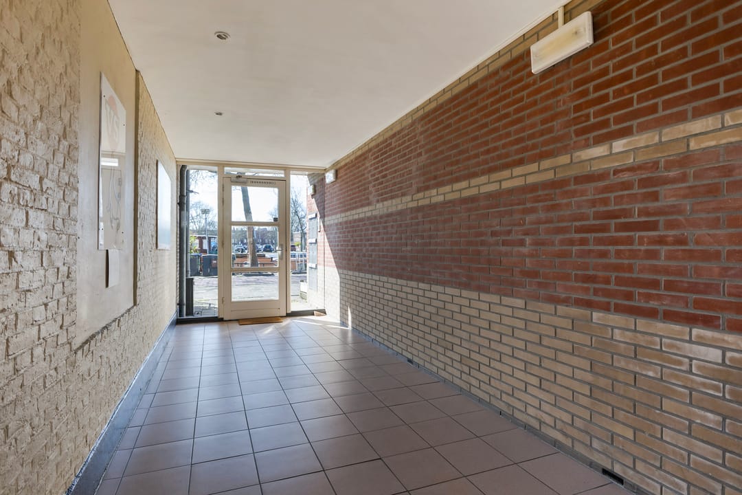 Photo 7 of Emmakade 151-B