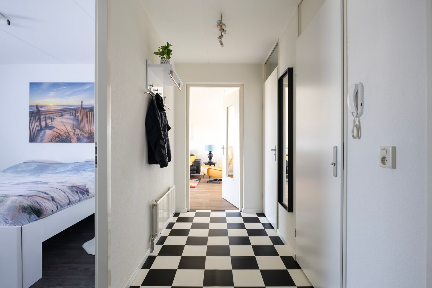 Photo 10 of Emmakade 151-B