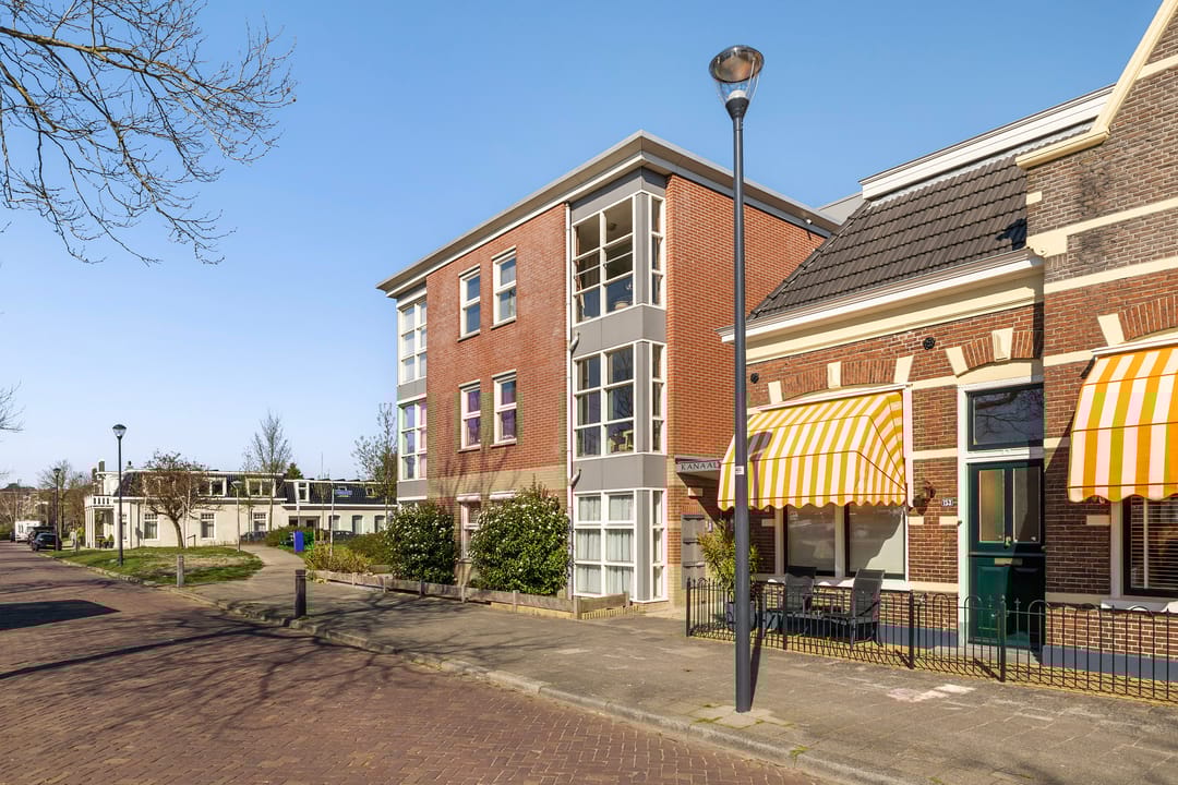 Photo 32 of Emmakade 151-B