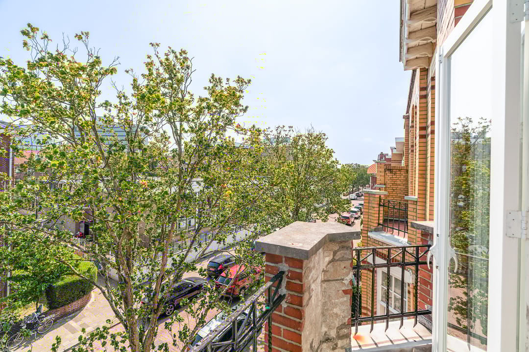 Photo 26 of Van Hoornbeekstraat 37