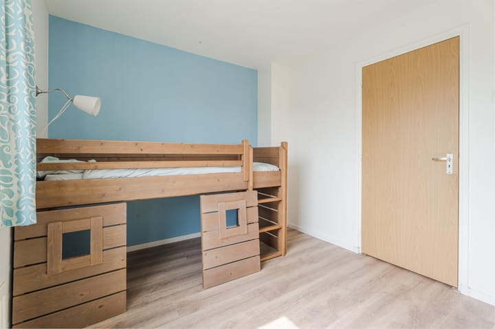 Foto 14 van Meeuwenstraat 6