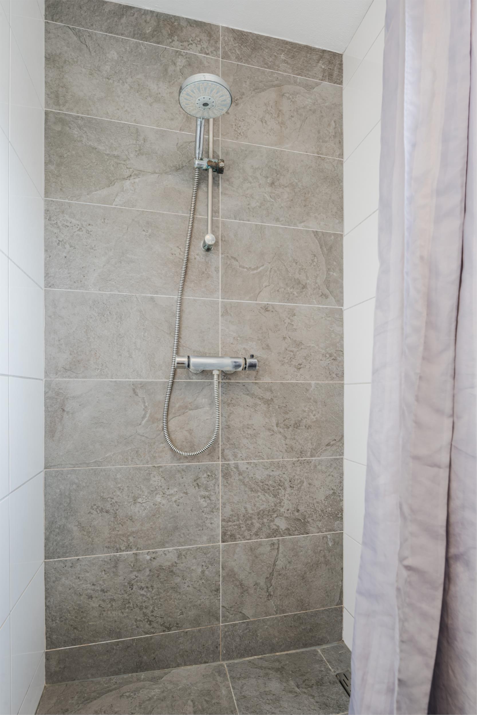 Foto 21 van Meeuwenstraat 6