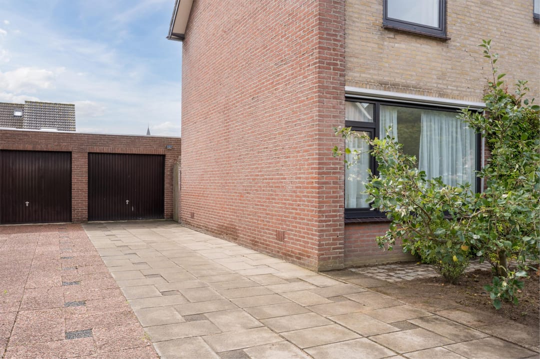 Foto 46 van Meeuwenstraat 6