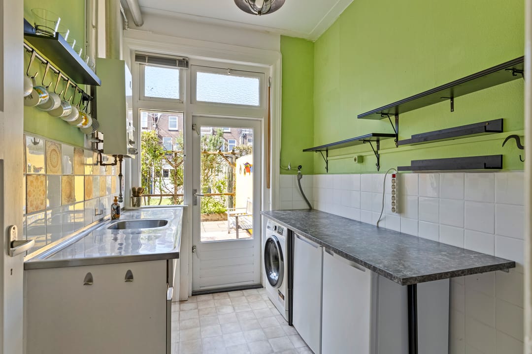 Photo 16 of Duijvendrechtstraat 27