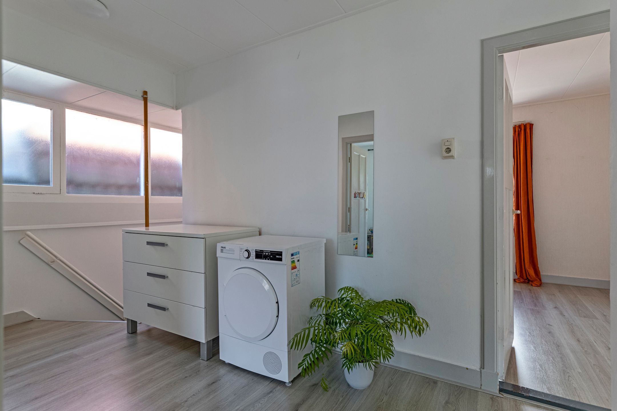 Photo 21 of Duijvendrechtstraat 27