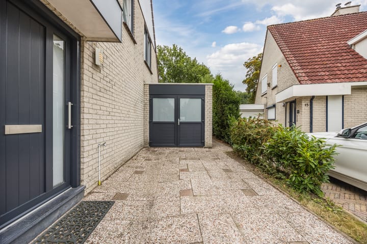 Photo 6 of Westlake 13