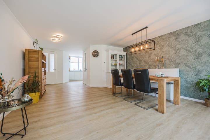 Photo 17 of Westlake 13