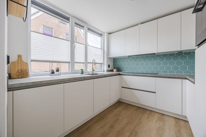 Photo 20 of Westlake 13