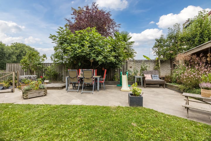 Photo 48 of Westlake 13