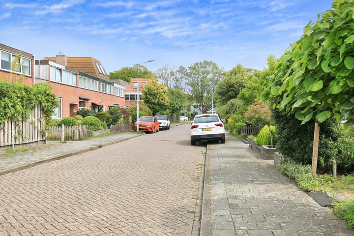 Foto 48 van 's Gravesandestraat 7