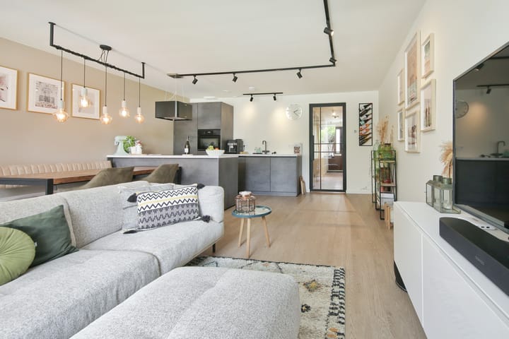 Foto 1 van Thomsonstraat 25