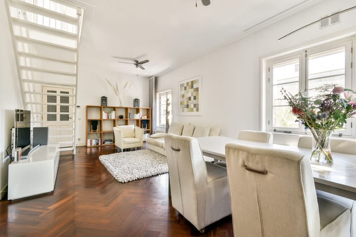 Photo 5 of Von Guerickestraat 70