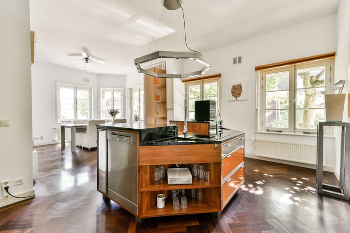 Photo 9 of Von Guerickestraat 70