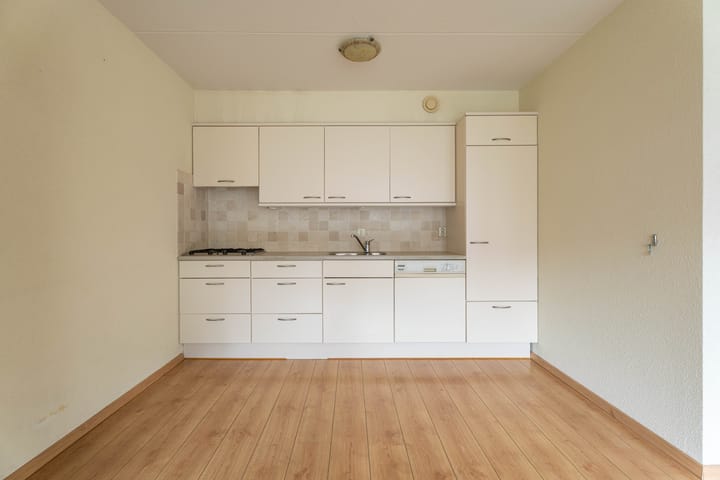 Photo 5 of Beatrixstraat 13