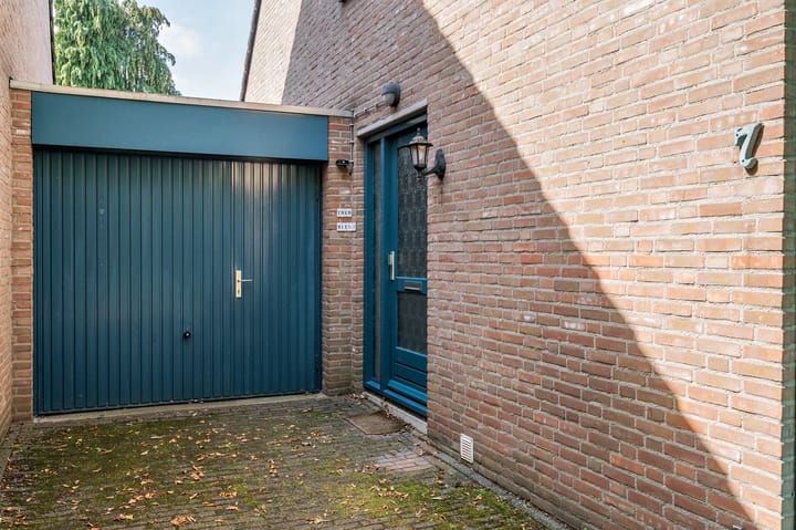 Foto 3 van Bij de Postwagen 7