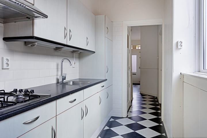 Photo 3 of Bijenhofstraat 3