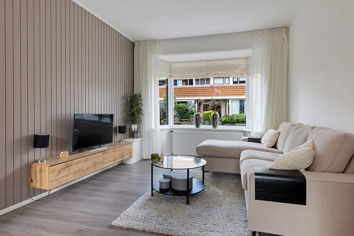 Photo 11 of Bijenhofstraat 3