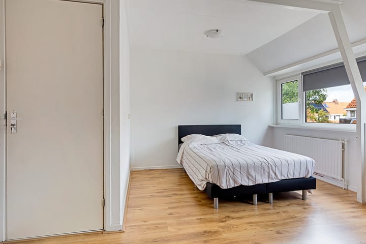 Photo 27 of Bijenhofstraat 3