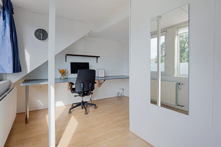 Photo 38 of Bijenhofstraat 3