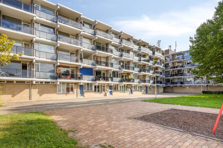 Foto 2 van Loplein 58