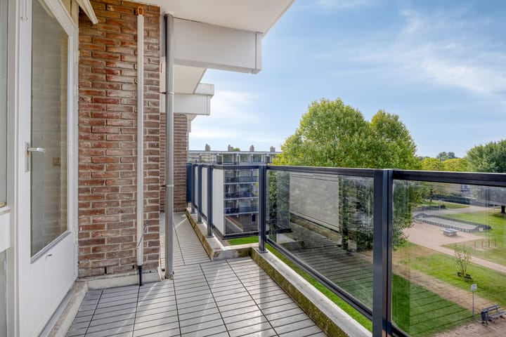 Foto 24 van Loplein 58