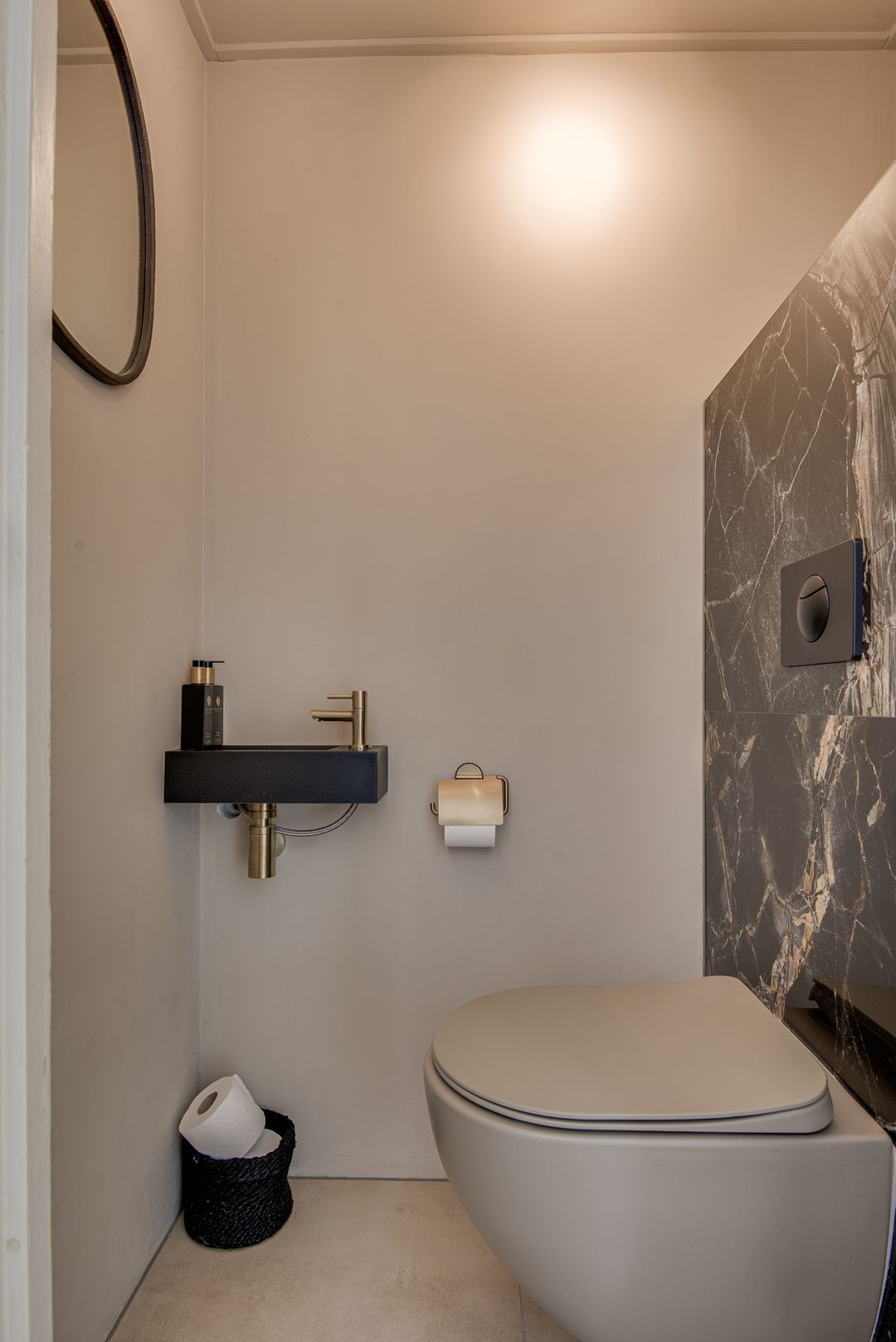 Photo 13 of Demerstraat 58