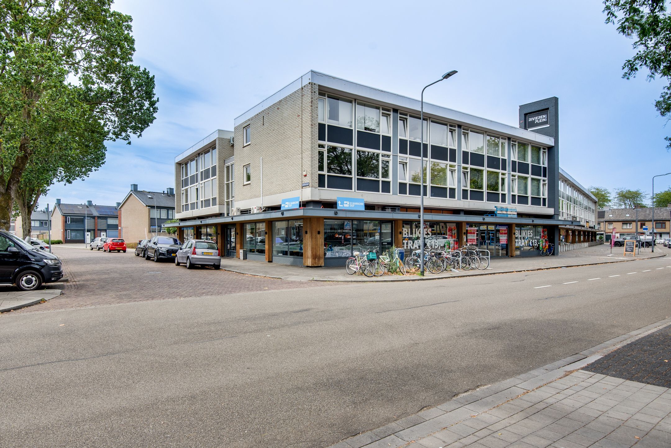 Photo 24 of Demerstraat 58