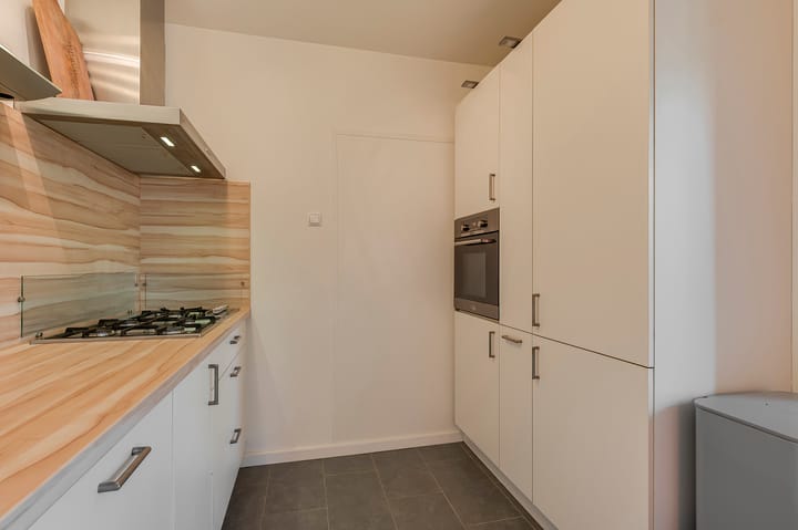 Photo 9 of Emmalaan 26