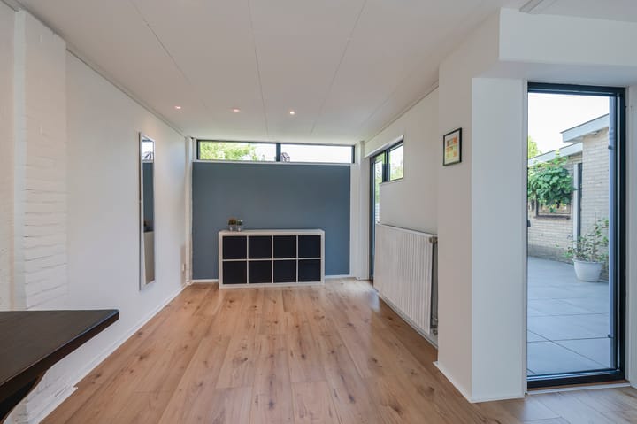 Photo 12 of Emmalaan 26